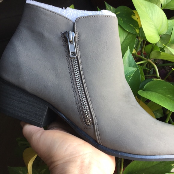 🎁NIB Union Bay booties - Picture 5 of 5